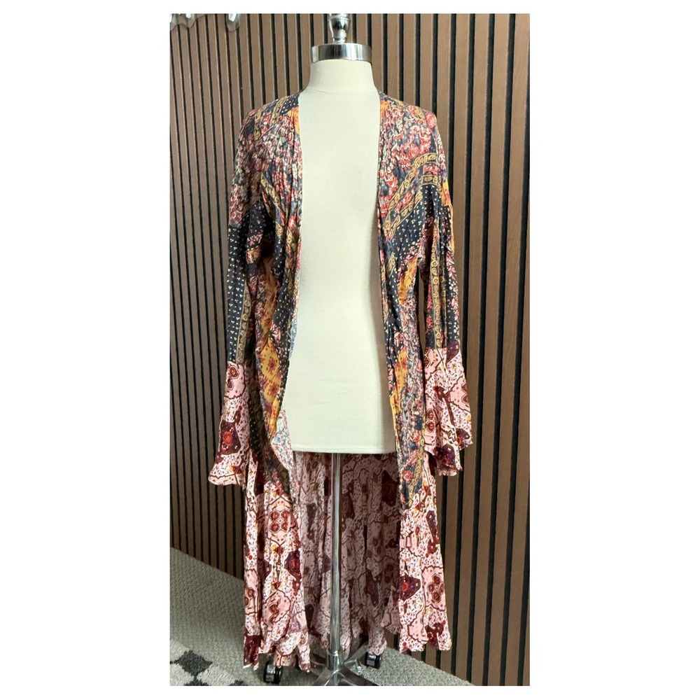 Umgee Duster Cardigan Womens 1XL Pink Multi Paisley Bell Sleeve Boho WG1145